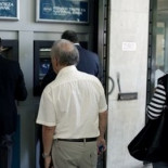 "En Grecia no circula dinero y los ricos ya hace tiempo que sacaron sus fondos del país"