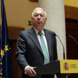 España suprime la ayuda al desarrollo a Argentina