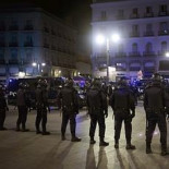 Interior prevé castigar con hasta 30.000 euros el uso de capuchas en actos vandálicos