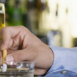 Ocho de cada diez españoles está en contra de que se vuelva a fumar en bares