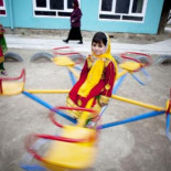 Envenenadas más de 120 niñas afganas para que no aprendan a leer y escribir