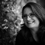 Mónica Oltra: “La crisis es una estafa a gran escala”