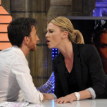 Charlize Theron se mofa de ‘El Hormiguero’ en el popular show de Jimmy Kimmel