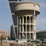 Aguirre fracasa en su intento de vender el Canal de Isabel II: No se privatizará.