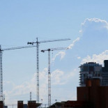 Vuelven las grúas a España, el último timo del sistema financiero