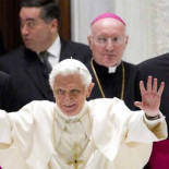 La misteriosa desaparición del "ingeniero" del papa, el tesorero de los secretos vaticanos