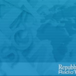 Dinamarca, una telaraña record cubre tres tractores