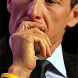 Armstrong, formalmente acusado de dopaje
