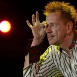 “No soy corrupto, y por eso soy pobre”