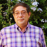 "Los grandes bancos y empresas que apoyaron el golpe militar de Franco siguen mandando en España"