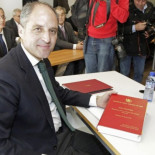 Camps imparte clases de "responsabilidad política" este verano