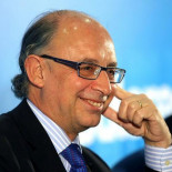 Cinco perlas para la historia de Cristóbal Montoro