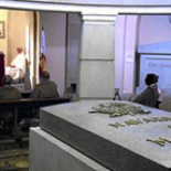 Misa ultra en Iruñea junto a los restos de Mola