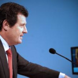 El PP de Valencia admite ahora que "los gobiernos de Camps y Zaplana vivieron por encima de sus posibilidades"