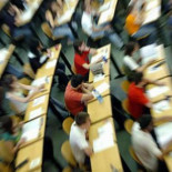 Aguirre duplica el precio del máster público y lo iguala al de las privadas