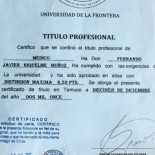 Cayó 'dostor' por faltas ortográficas en su título