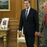 El rey, a los periodistas que cubrían su cita con Rajoy: "¿Qué, no tenéis nada que escribir?"