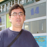 44 Años. Cuatro en Paro. No se a que puerta más llamar