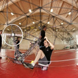 Récord de vuelo en helicóptero a propulsión humana