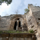 Monumentos abandonados en España