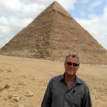 Jon Lee Anderson rectifica a La Razón de España por nota burda, tendenciosa y falsa