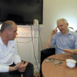 Assange: "Facebook es algo abominable"