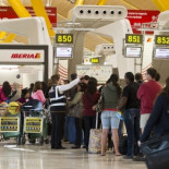 Iberia no podrá anular el billete de vuelta en caso de que el pasajero no use la ida