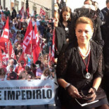 Peinetas y mantillas en el Vaticano..y miles de personas en la calle contra los recortes sociales en Castilla-La Mancha