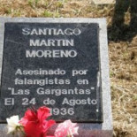 Arrancada una lápida por decir: “Asesinado por falangistas”