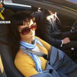 Sorprendido un conductor circulando por el Bus-VAO  de la A6 con un maniquí de copiloto