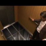 LG se dedica a trollear ascensores