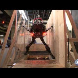 DARPA Robot Pet-Proto evita obstaculos