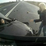 Accidente durante adelantamiento y sale ileso