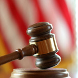 Multa de 1,5 millones de dólares por compartir 10 películas pornográficas en BitTorrent