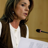 Botella aprovecha para subir el IBI y crear una tasa de 120 € para bodas civiles