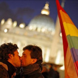 El Vaticano, preocupado por los avances del matrimonio igualitario en España, Francia y Estados Unidos