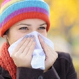 Ni lo provoca el frío ni la vitamina C lo cura: 10 mitos sobre el resfriado