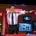 “Se les hizo el culo pepsicola con la letra del himno español”