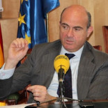 De Guindos corrige a Rajoy: La herencia recibida no fue una sorpresa