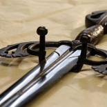 Condenan al marqués de Falces a pagar 750.000 euros por vender la Tizona, la espada del Cid