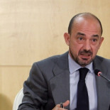 Madrid Arena: Botella destituye al vicealcalde Villanueva pero mantiene a De Guindos