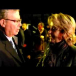 Ciudadanos de Murcia abuchean a Esperanza Aguirre a la salida del casino 16/01/2013