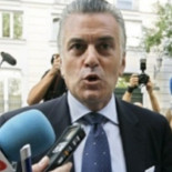 Bárcenas pone todo a nombre de su mujer para evitar el embargo