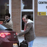 Los compañeros de trabajo de Carromero piden por escrito su cese como asesor