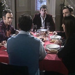 Vídeo de Vaya Semanita: La crisis provoca los primeros EREs familiares (humor)