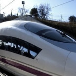 Renfe bajará un 11% el precio del billete general del AVE a partir del 8 de febrero