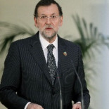 Rajoy: "España, con crisis, es campeona del mundo de balonmano y va a superar la crisis"