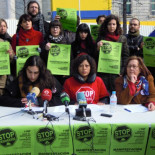 Desahuciados contra diputados: "Les señalaremos hasta en los bares donde toman cañas"