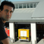 La presión de ser el "verdugo" de los desahucios en España