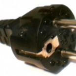 El día a día de la corrupción: cómo los partidos enchufan a afiliados, familiares y amigos